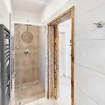 Hel 4*