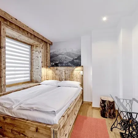 Hel Aparthotel 3*