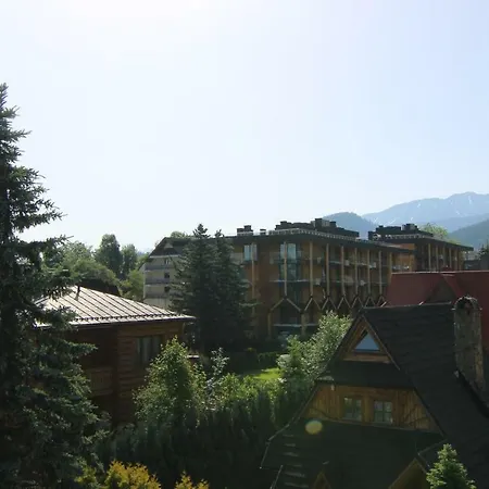 Hel Aparthotel 3*