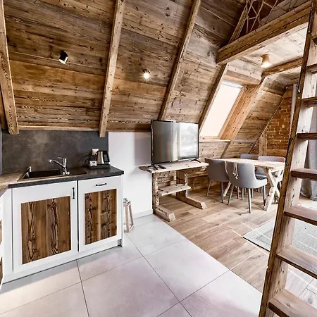 Aparthotel Hel 3*