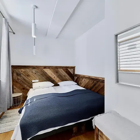 Aparthotel Hel 4*