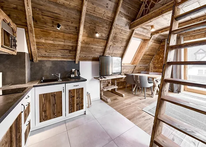 Lägenhetshotell Hel 4*